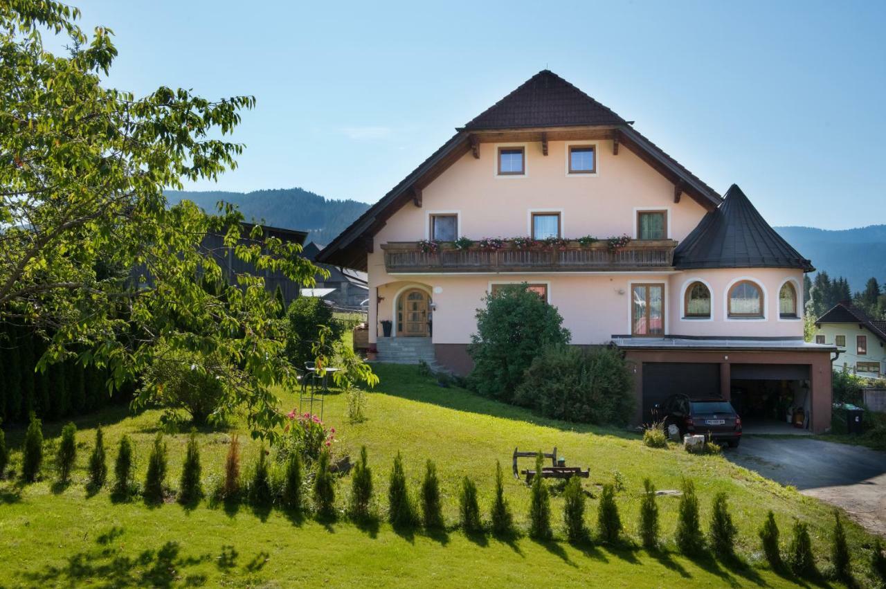Feielhof Hotell Krakaudorf Rum bild